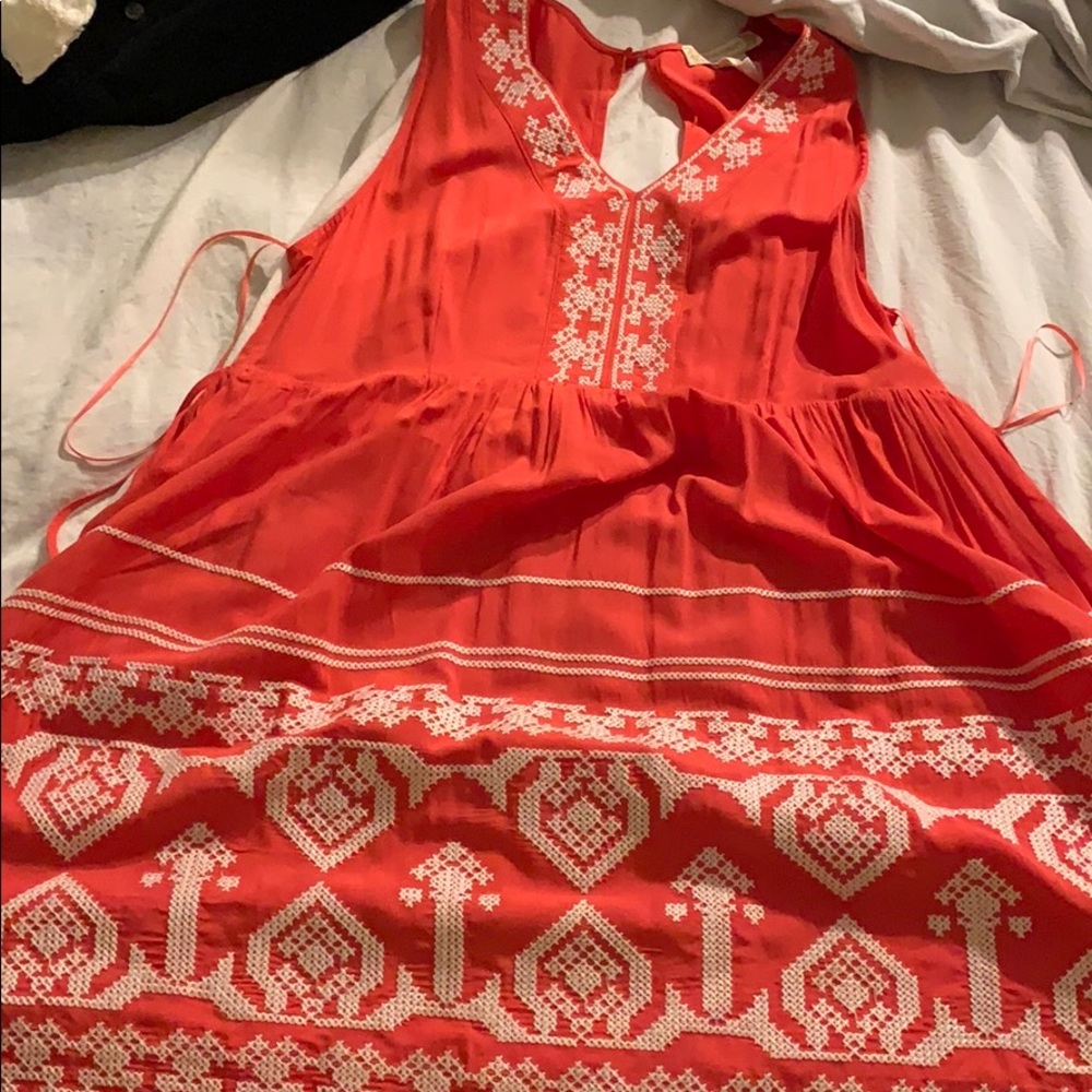 Coral Flying Tomato dress in size large